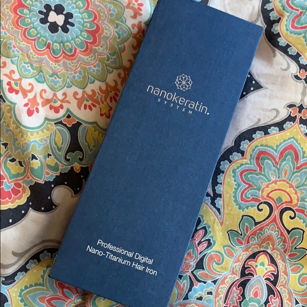 Nanokeratin flat iron